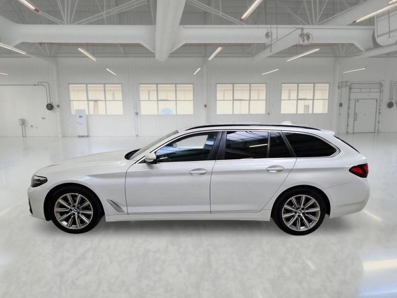 BMW 520 xDrive Business Auto MH48V Touring