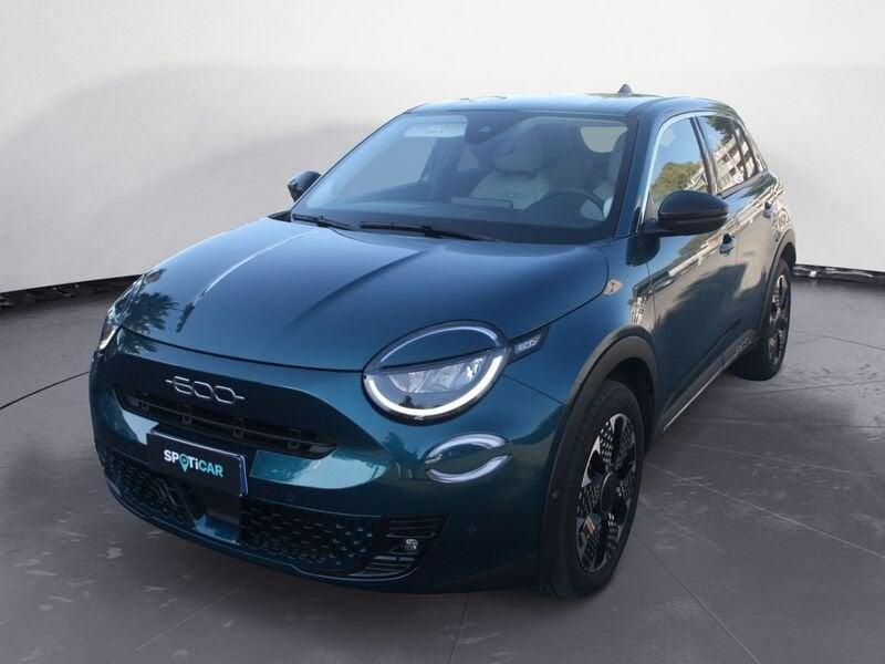 FIAT 600 1.2 Hybrid 110cv La Prima