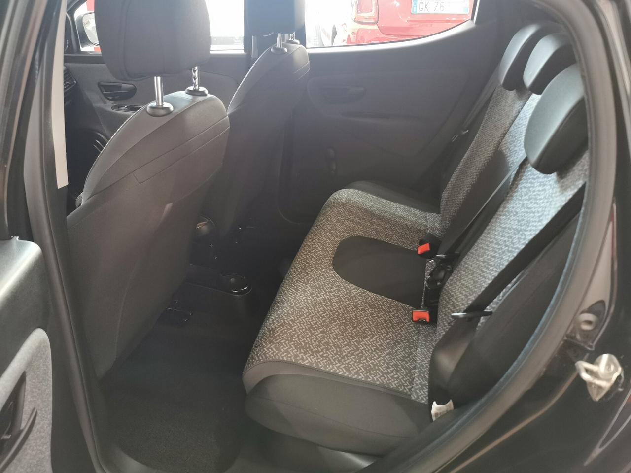 Lancia Ypsilon 1.2 69 CV 5 porte GPL Gold Plus