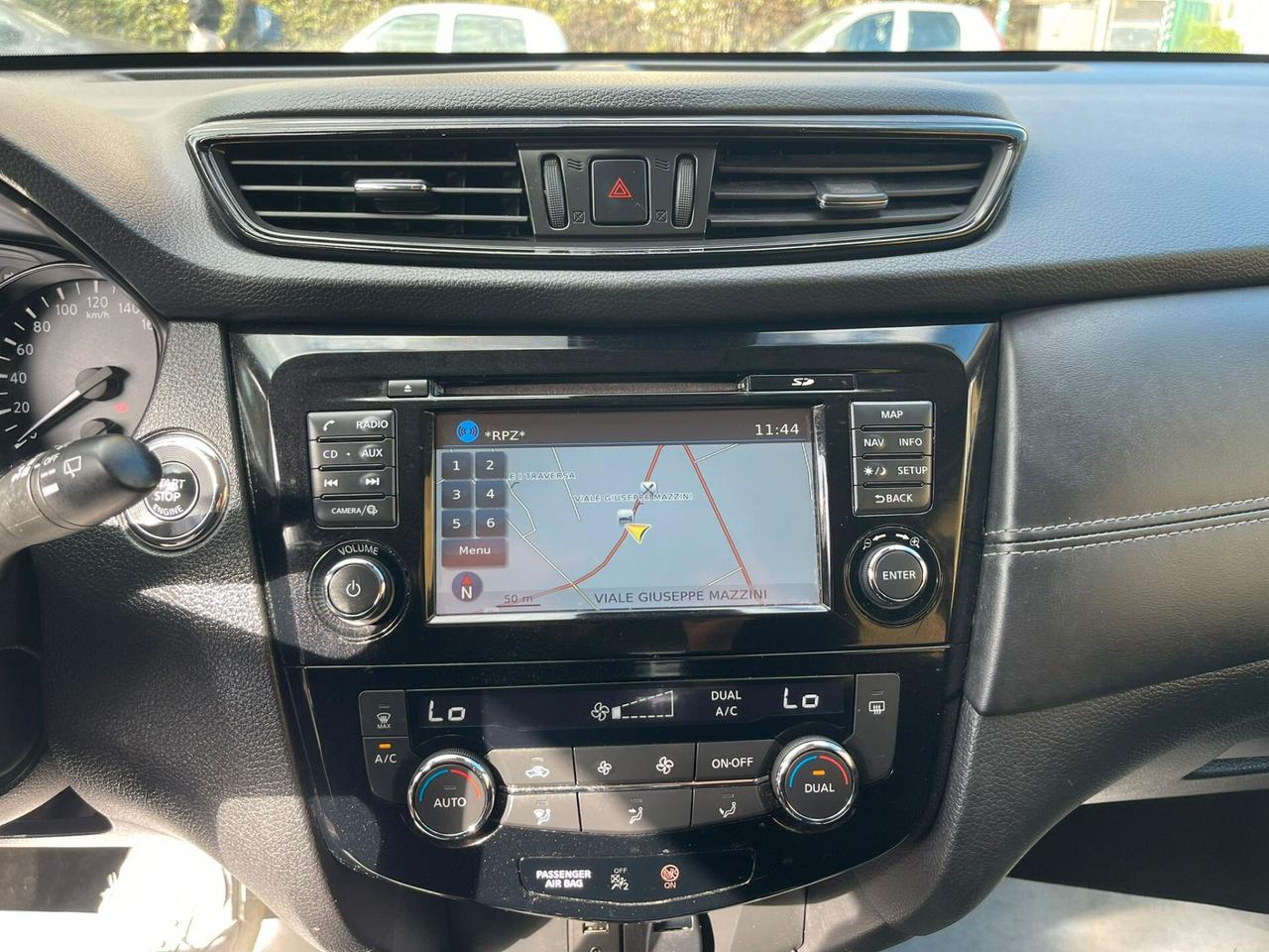 Nissan X-Trail dCi 150 2WD N-Connecta