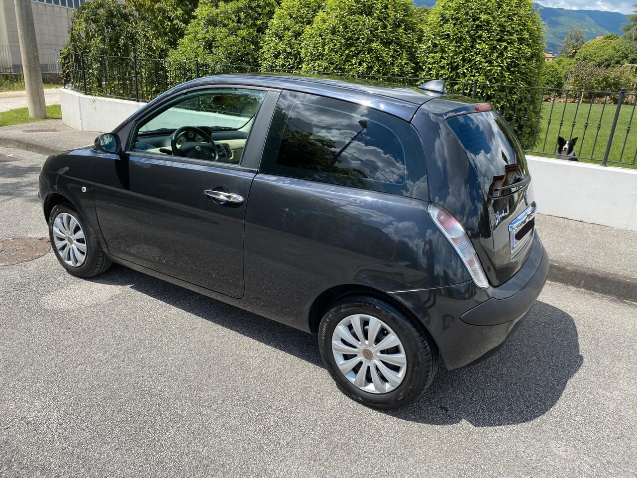 Lancia Ypsilon 1.2 Argento