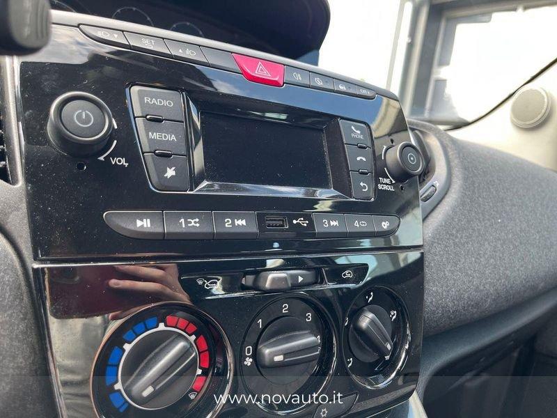 Lancia Ypsilon 1.0 FireFly 70cv Hybrid Silver