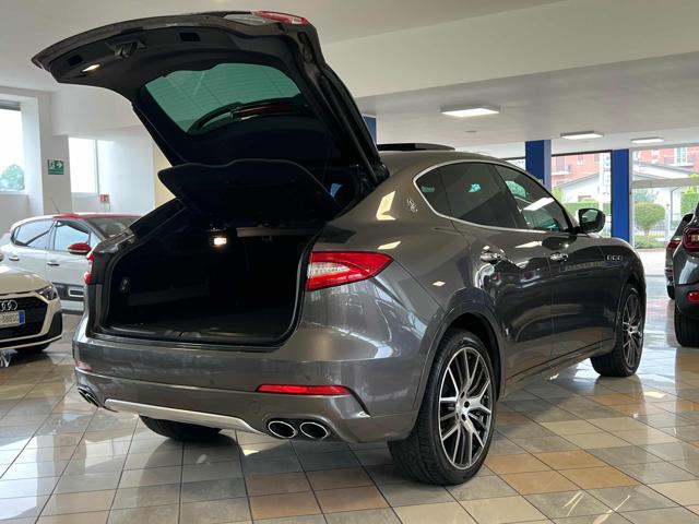 MASERATI Levante V6 Diesel 275 CV AWD