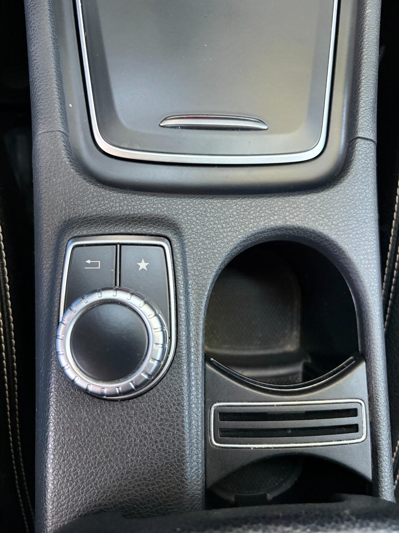 Mercedes-benz A 180 d Automatic Premium