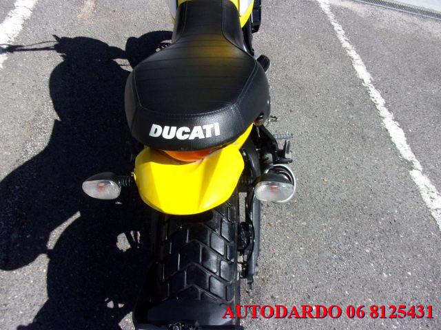DUCATI Scrambler 800 800 CON BAULETTO POST