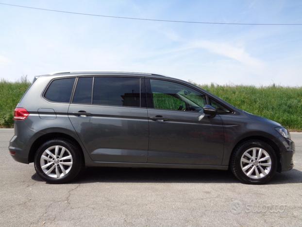 VOLKSWAGEN Touran 2.0TDI 7p. manuale GARANZIA,km
