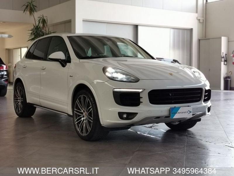 Porsche Cayenne Diesel Platinum Edition 184 KW*TETTO*BOSE*PASM*TELECAMERA*CL_21*APPLE CAR PLAY*Multi