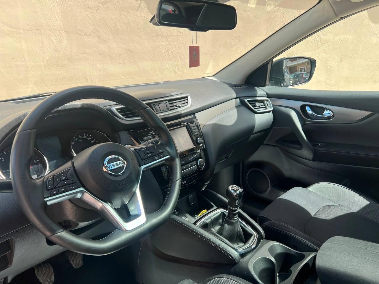 Nissan Qashqai 1.5 dCi N-Connecta