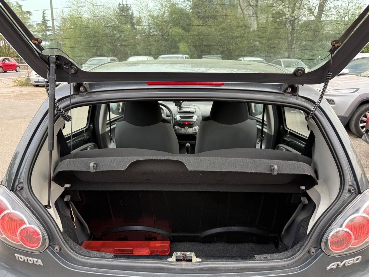 Toyota Aygo 1.0 12V VVT-i 5 porte Now