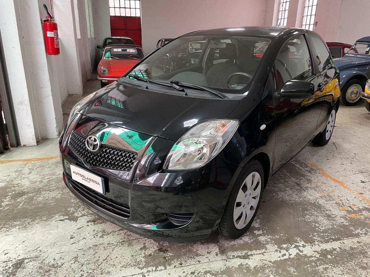 Toyota Yaris 1.0 3 porte PER NEO-PATENTATI!!!
