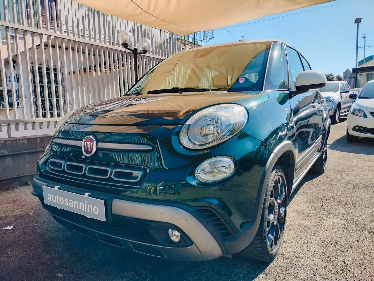 Fiat 500L 1.3 Multijet 95 CV Cross 11/2020 Verde Tetto BiancoCerchi Total black Retrocamera sensori post.