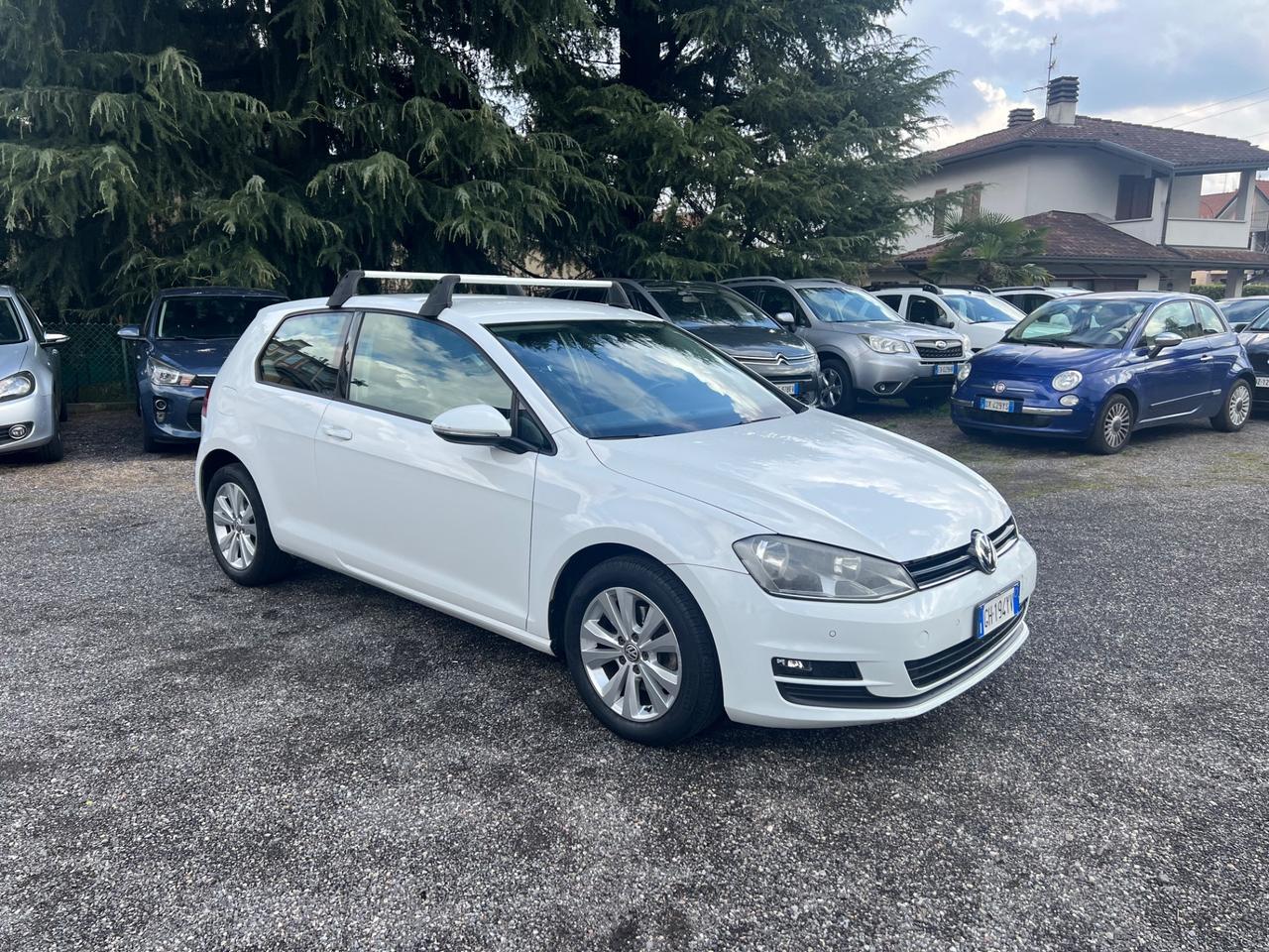 Volkswagen Golf 1.6 TDI 3p. Highline BlueMotion Technology*NEOPATENTATI