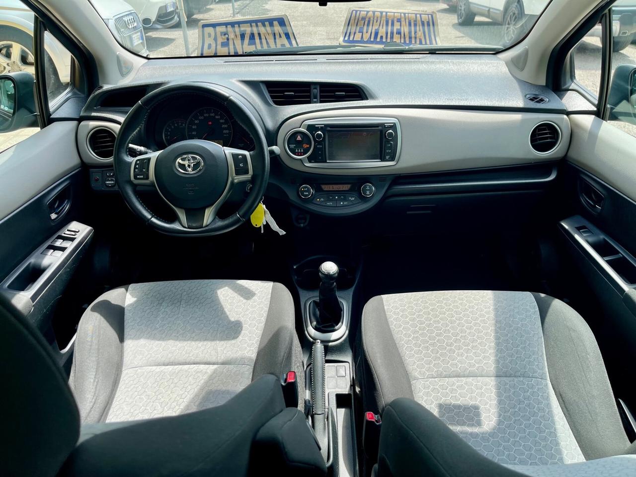 Toyota Yaris 1.0 51kw Lounge OK NEOPATENTATI UNIPR