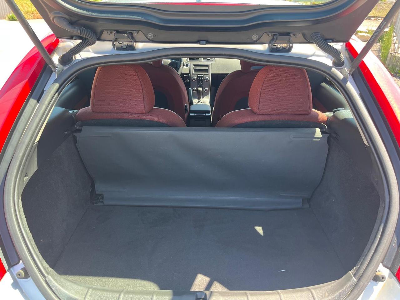 Volvo C30 1.6 Kinetic 142000 KM