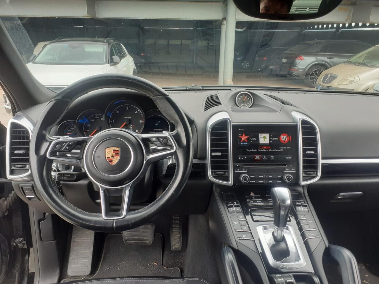 Porsche Cayenne 3.0 Diesel Platinum Edition - 2018