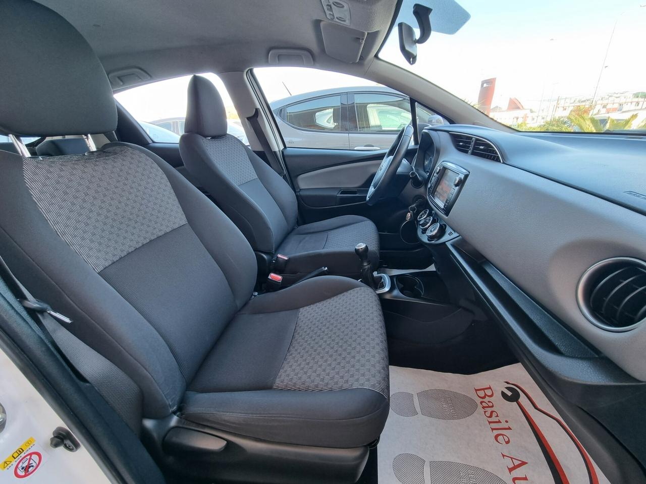 Toyota Yaris 1.0 5 porte Lounge