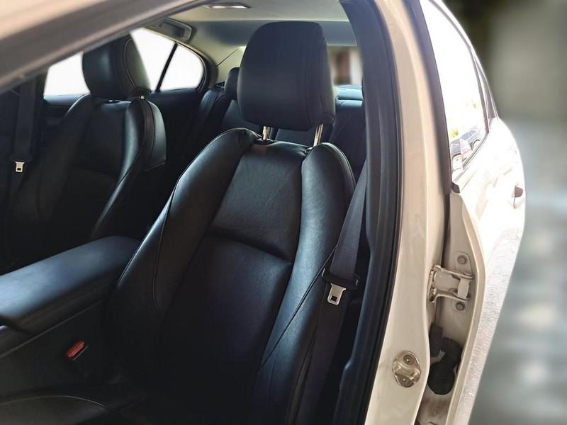 MAZDA 3 2.0L Skyactiv-X 186cv M Hybrid Exclusive 4 PORTE BERLINA