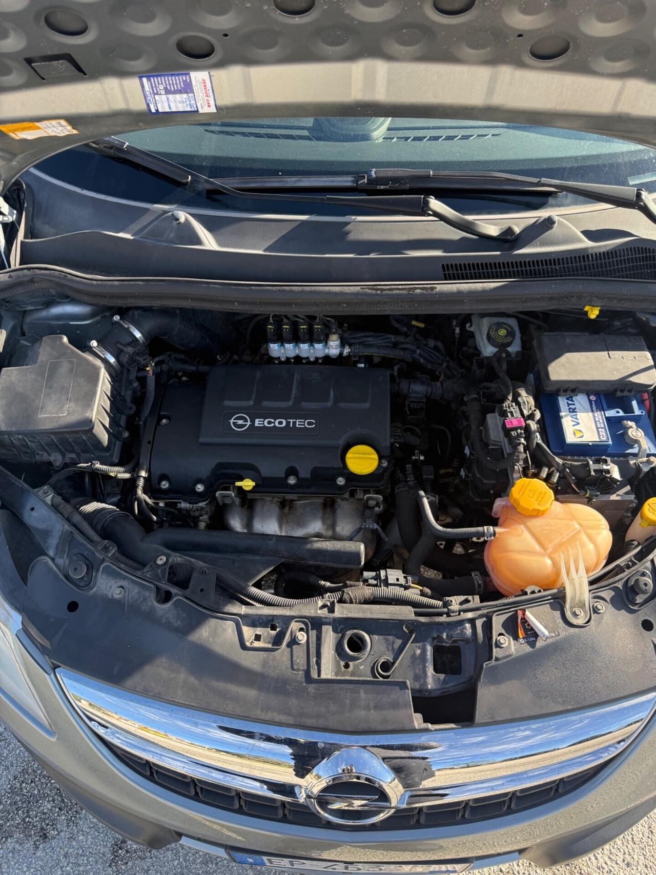 Opel Corsa 1.2 Benzina/Metano Neopatentati UNIPROPRI