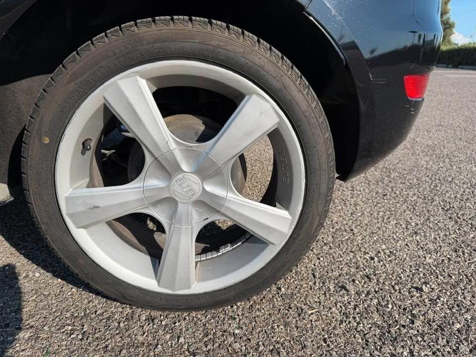 Ford Fiesta Fiesta+ 1.4 TDCi 68CV 3 porte
