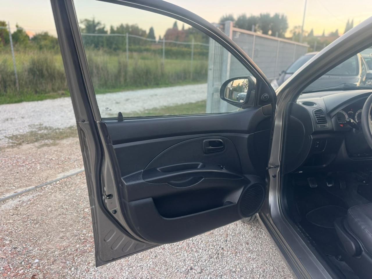 Kia Picanto 1.0 12V Life Bi-Fuel