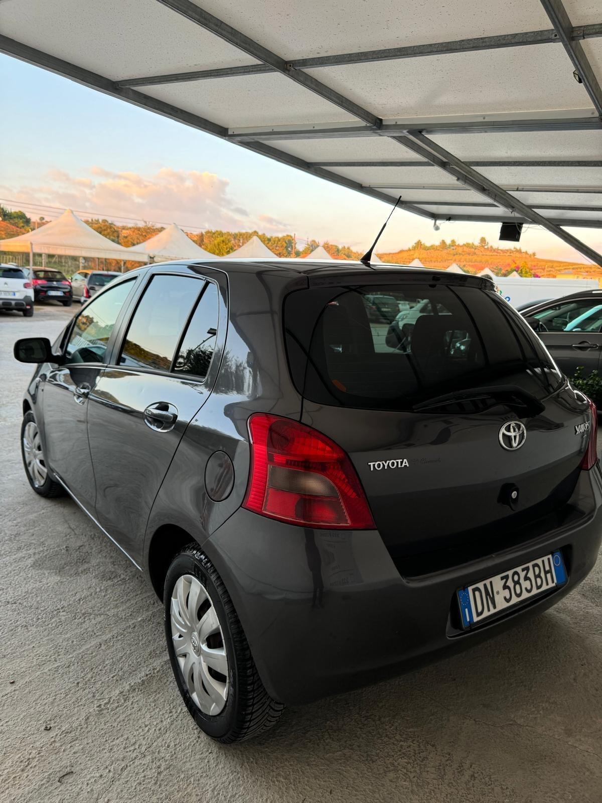 Toyota Yaris 1.4 D-4D 3 porte Navi