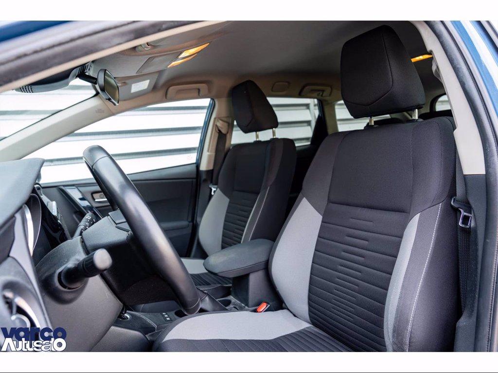 TOYOTA Auris touring sports 1.8h lounge cvt del 2016