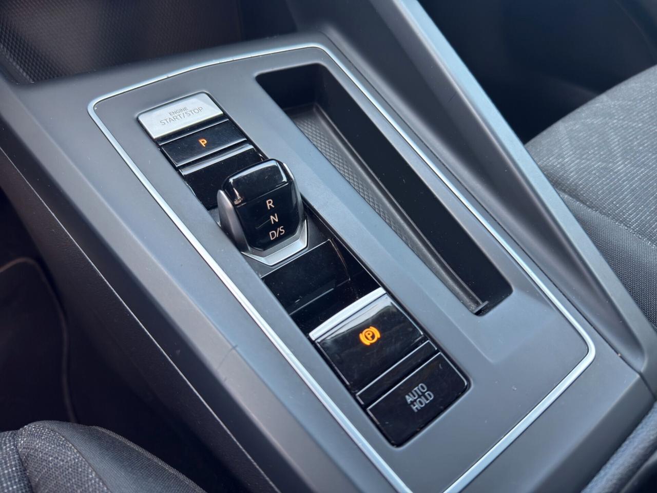 Volkswagen Golf Variant 1.0 eTSI EVO DSG Life - 2021