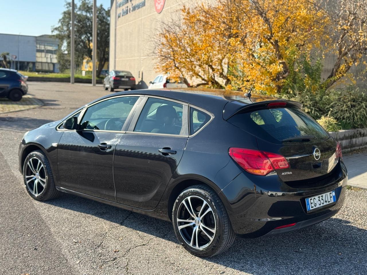 Opel Astra 1.3 CDTI 95CV Euro 5 Neopatentati