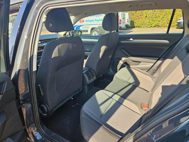 VOLKSWAGEN Passat Variant 2.0 TDI DSG BlueMotion Tech