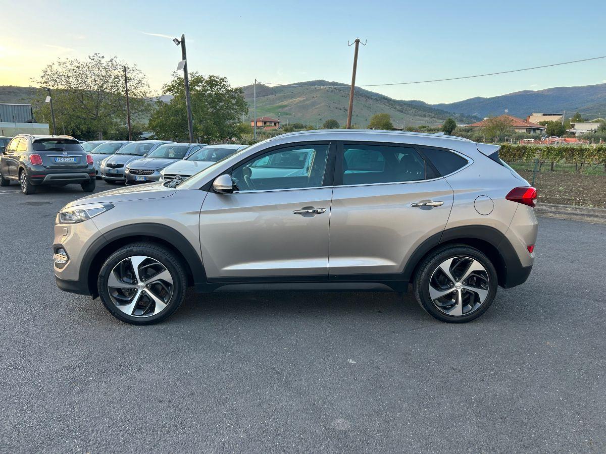 HYUNDAI - Tucson - 1.7 CRDi Sound Edition