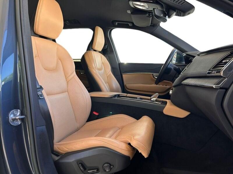 Volvo XC90 B5 235+14 CV AWD Mild Hybrid Diesl Automatico 7 Posti Plus Bright