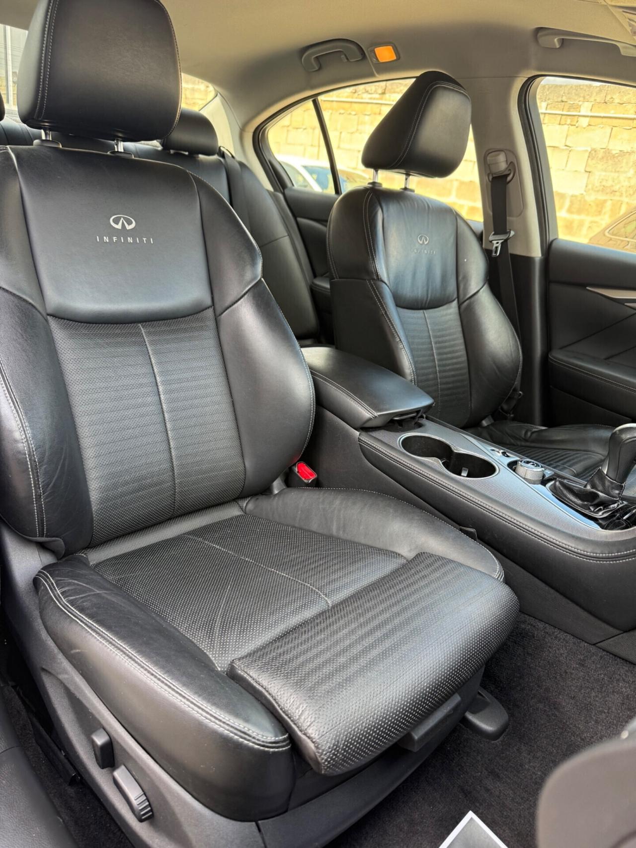 Infiniti Q50 2.2 diesel AT Sport