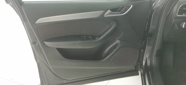 AUDI Q3 40 TFSI quattro S tronic Business Advanced