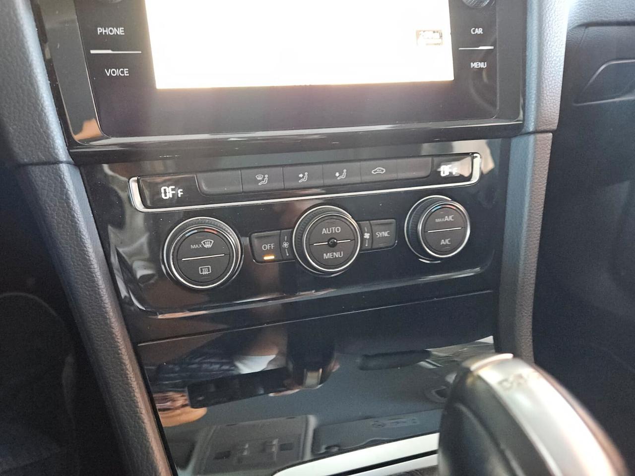 Volkswagen Golf 1.0 TSI 110 CV DSG Sound Edition