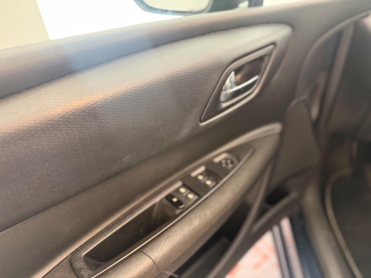 Citroen C4 1.6 16V VTi 120CV Ideal