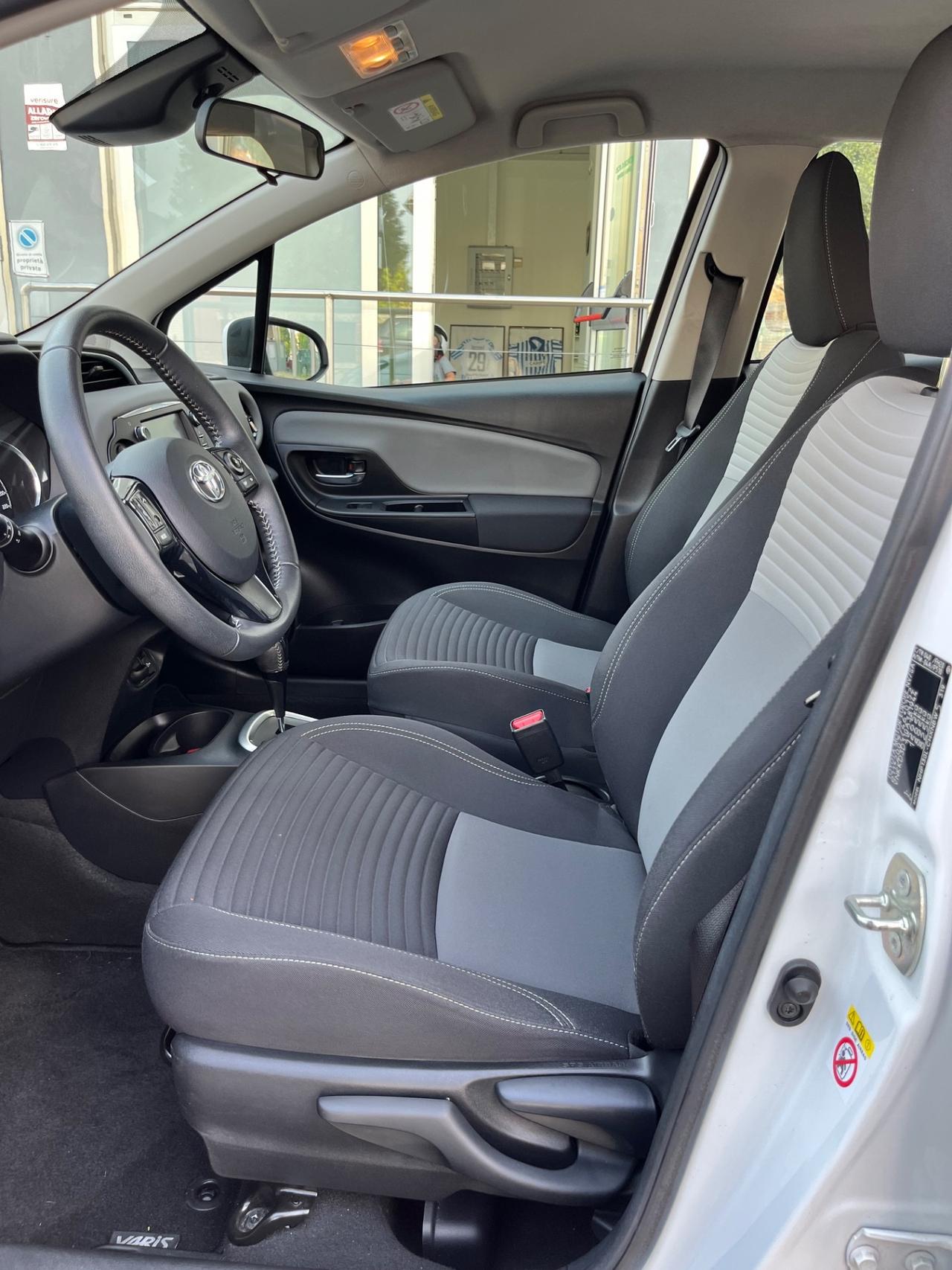 Toyota Yaris 1.5 Hybrid 5 porte Active