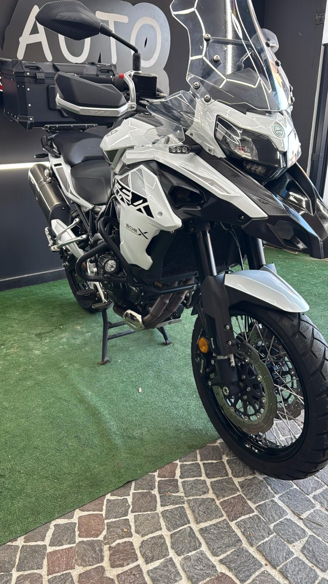 Benelli TRK 502 Base