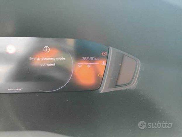 Peugeot 2008 Allure PureTech 100 S&S