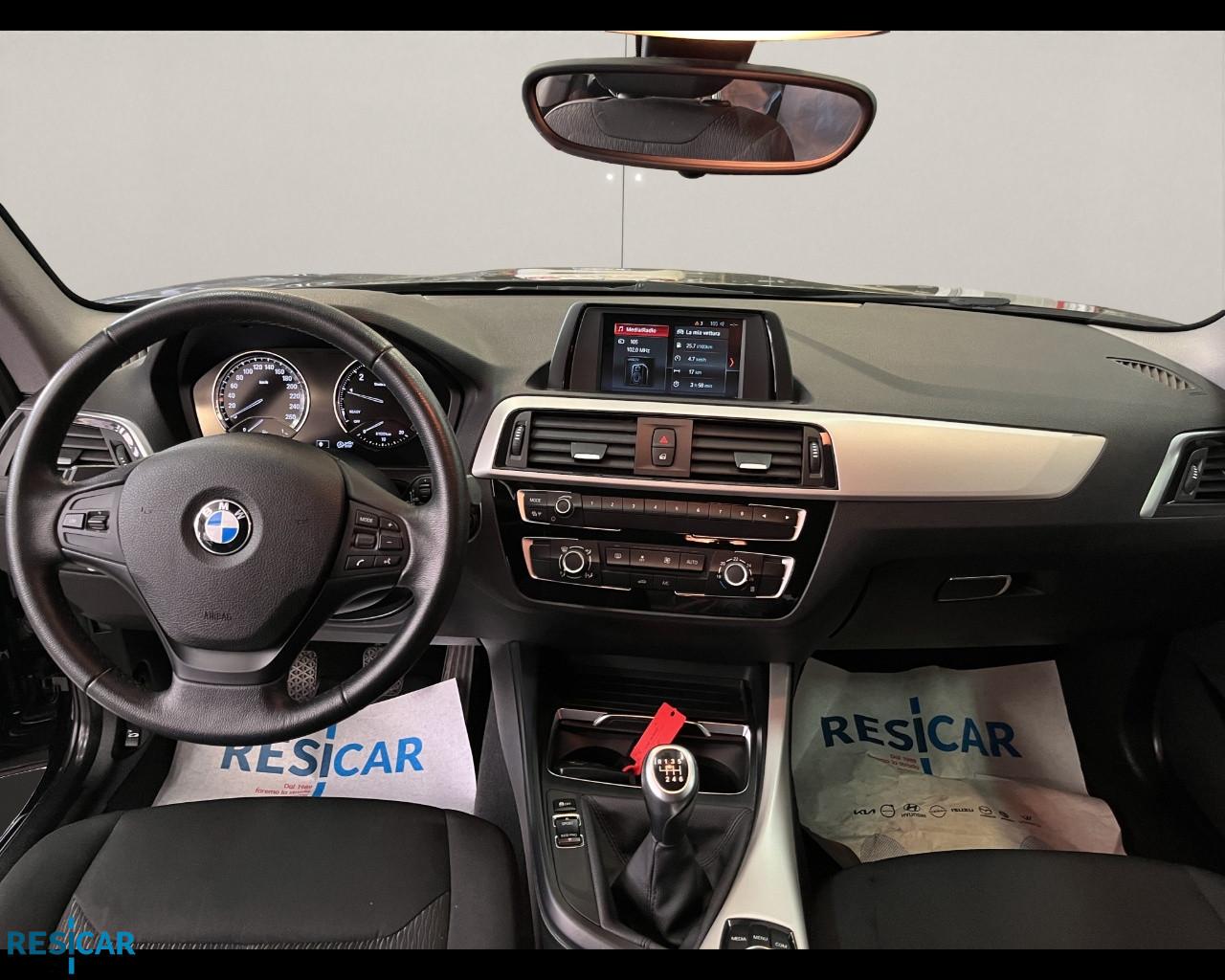 BMW 118i Advantage 3p IDONEA NEOPATENTATO