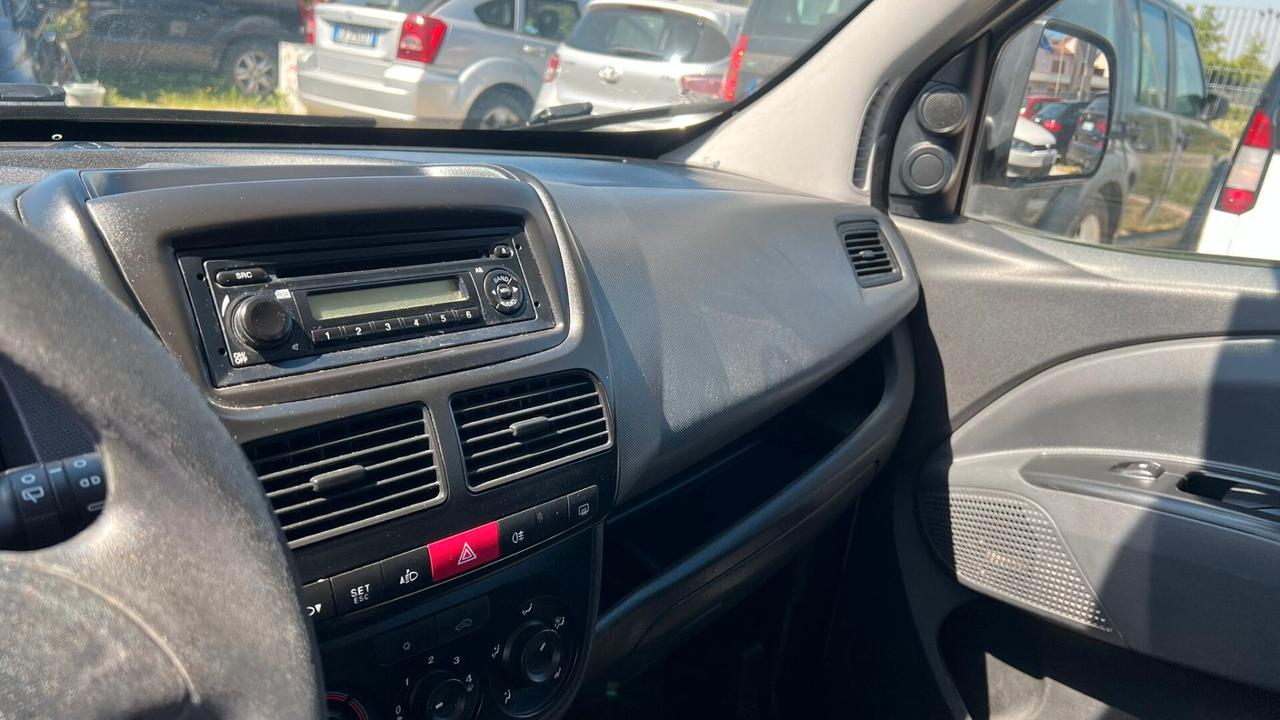 Fiat Doblo Doblò 1.6 MJT 16V 90CV Dualogic Active