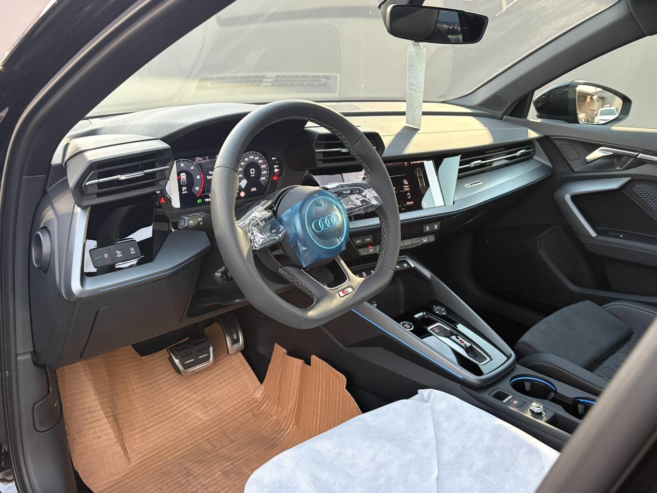 NEW AUDI A3 SPORTBACK TDI 150CV S TRONIC S-LINE TETTO PANORAMICO APRIBILE