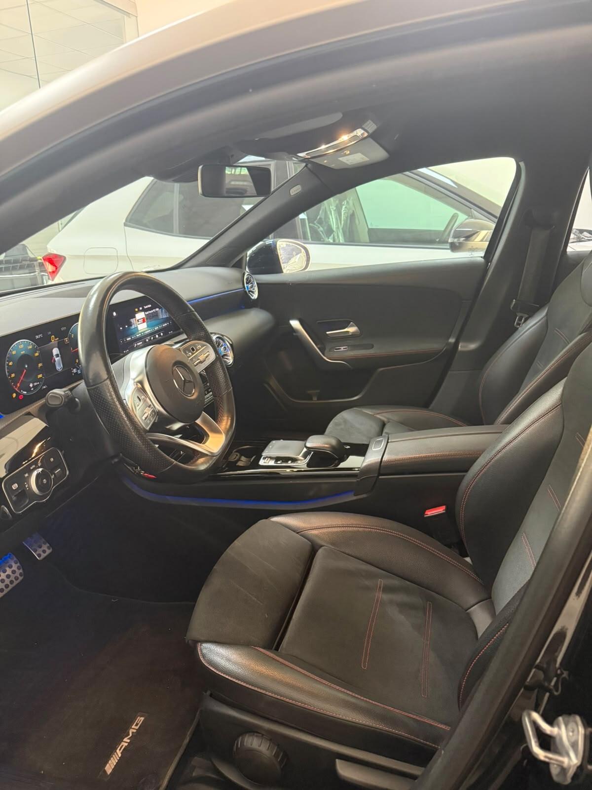 Mercedes-benz A 180 d Automatic Premium CON PACCHETTO AMG