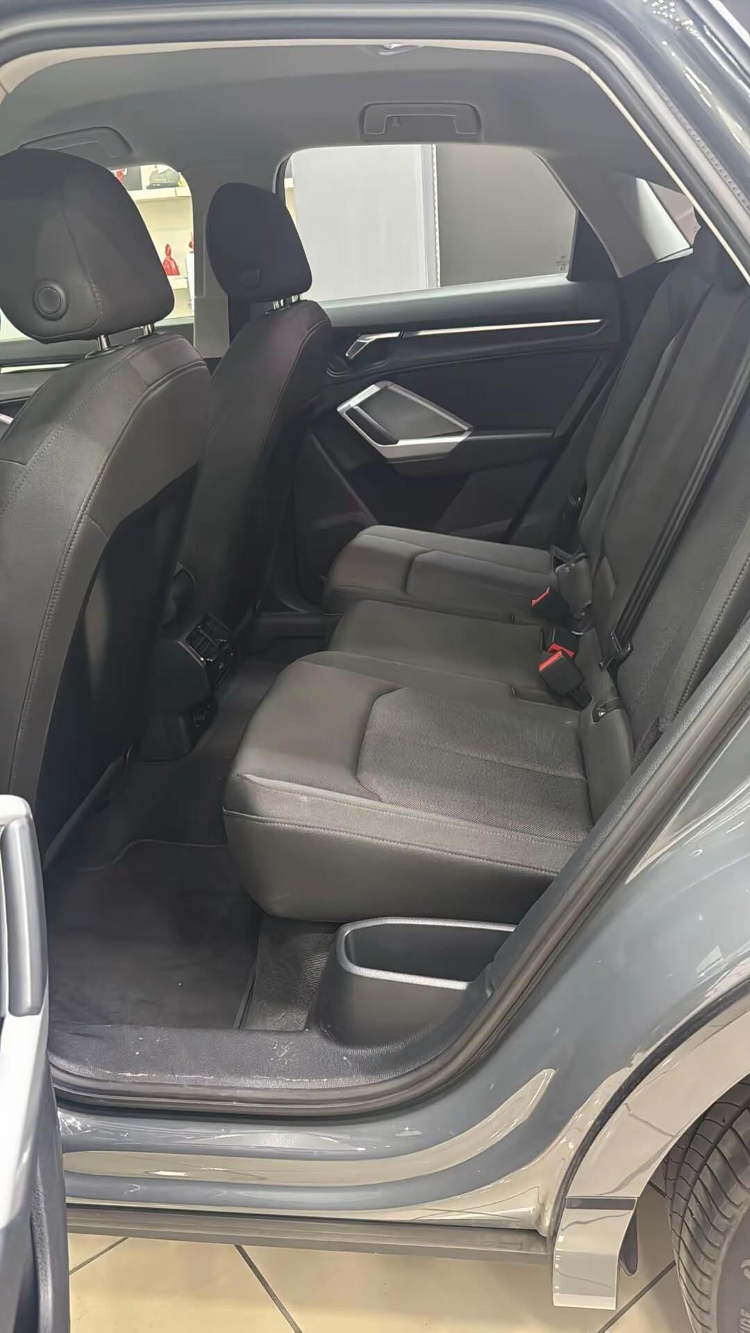 Audi Q3 35 TDI S tronic Business Advanced