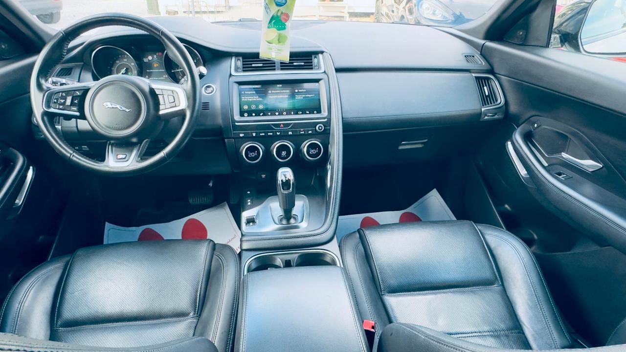 Jaguar E-Pace 2.0D 150 CV R-Dynamic