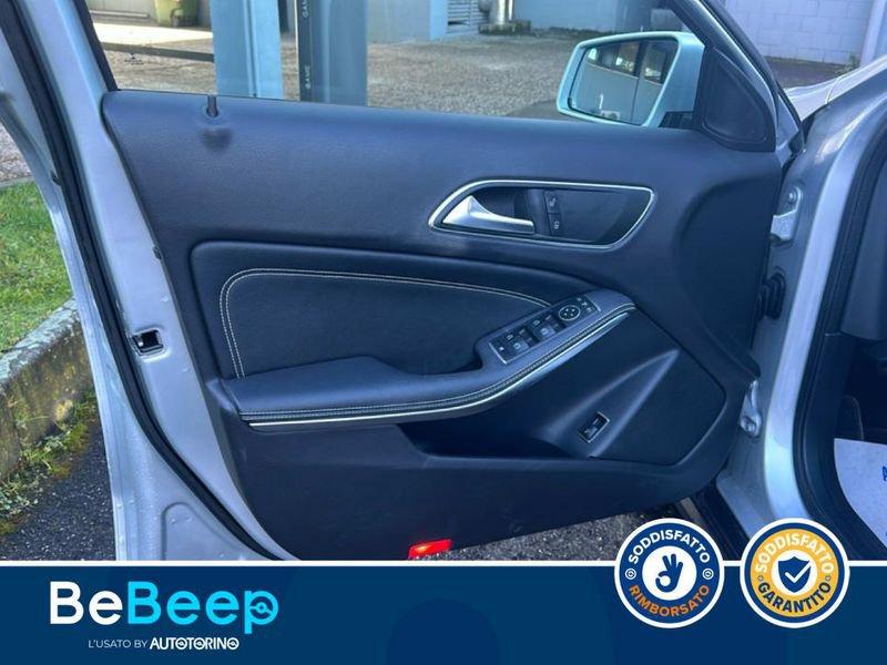 Mercedes-Benz GLA 180 SPORT AUTO