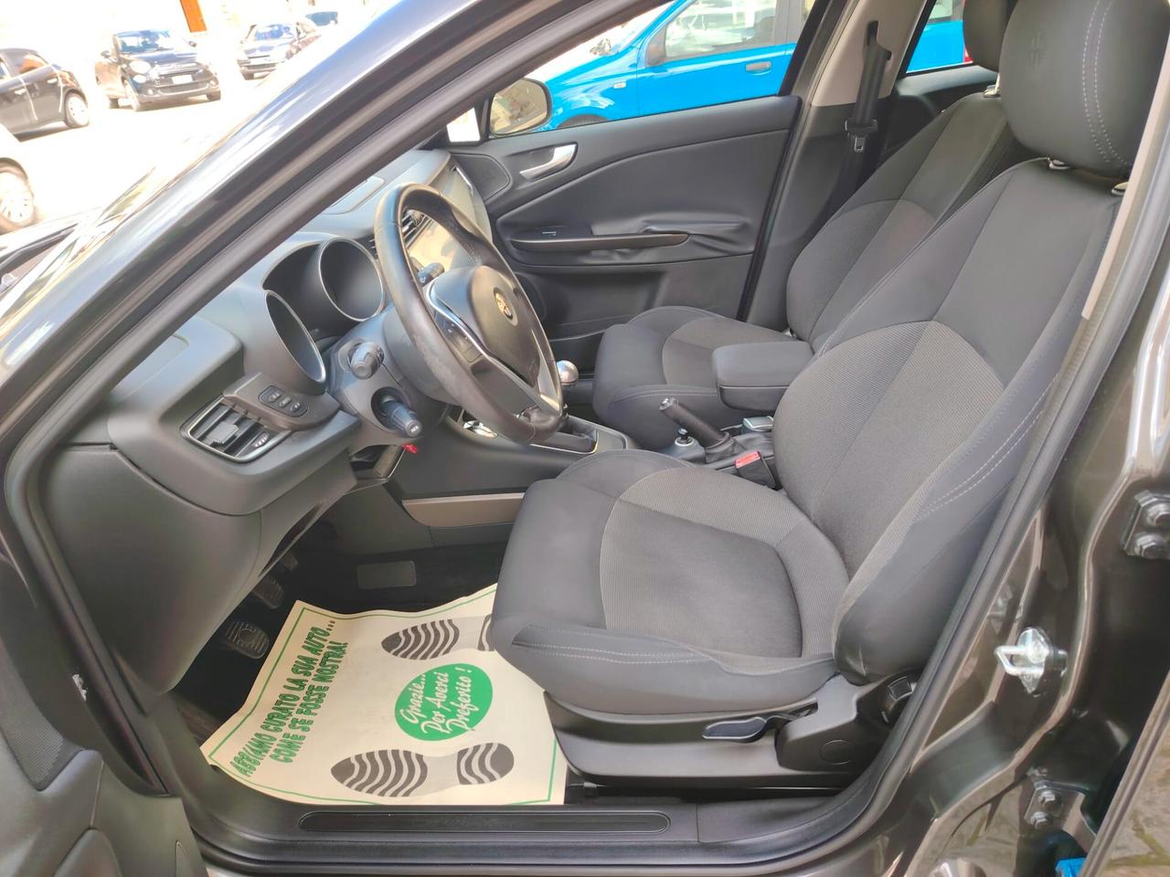 Alfa Romeo Giulietta 1.6 JTDm-2 120 CV Distinctive