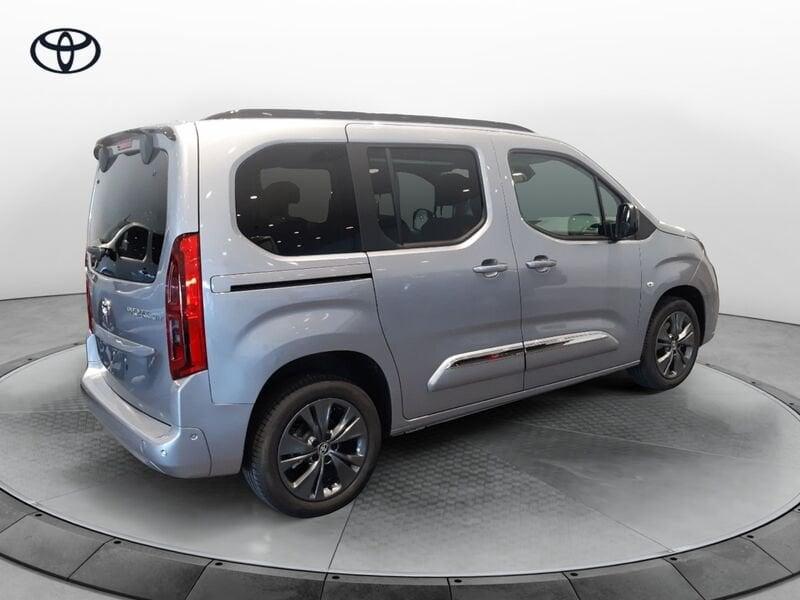 Toyota Proace City Verso 1.5D 130 CV S&S Short A/T Luxury