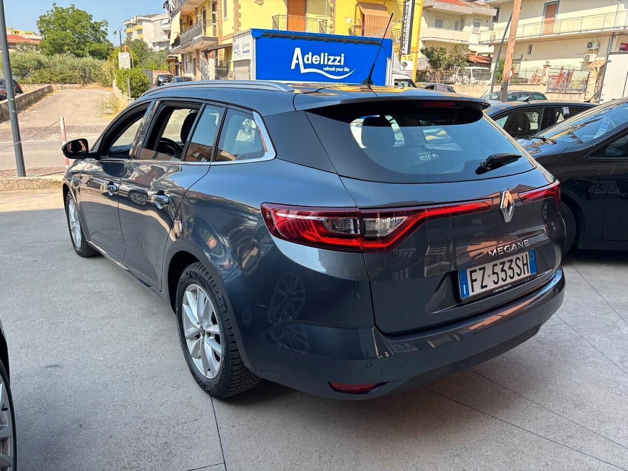 Renault Mégane Sporter Blue dCi 115 CV -11/2019