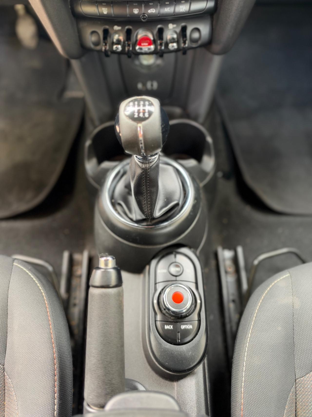 Mini 1.5 One D Hype 5 porte Neopatentati