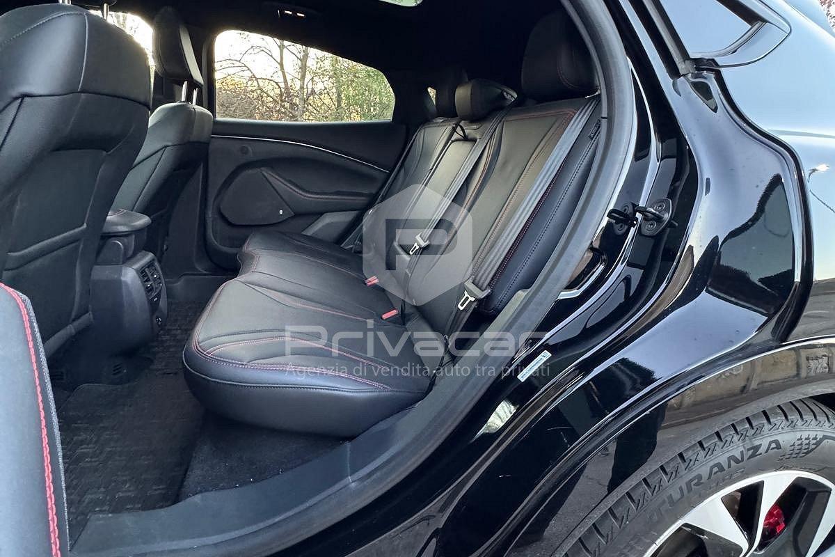 FORD Mustang Mach-E AWD Standard Range 269 CV